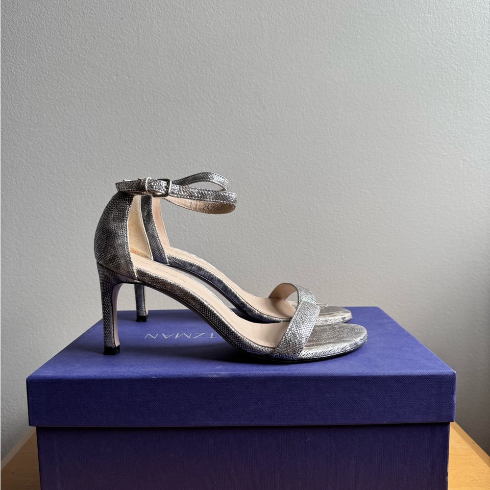 STUART WEITZMAN Silver Stiletto NUNAKED  Straight Heels